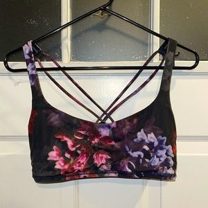 Lululemon sports bra or swim top